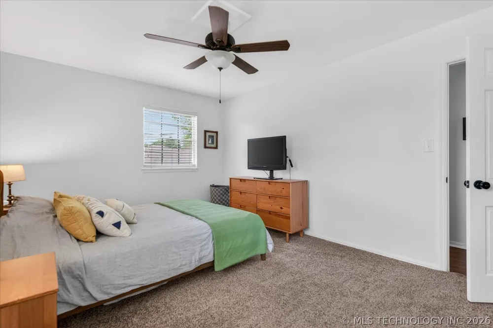 1048 SE Greystone Avenue Bartlesville, OK 74006
