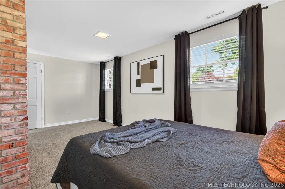 1048 SE Greystone Avenue Bartlesville, OK 74006
