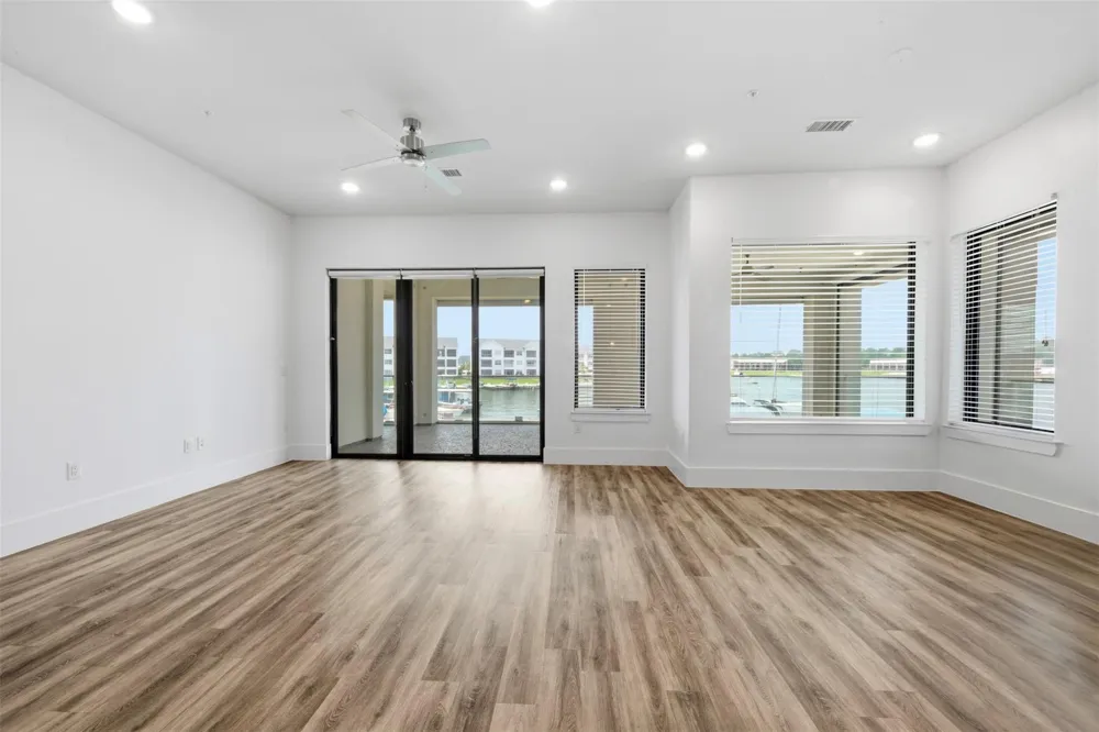 199 Waterpoint Court #106 Conroe, TX 77356