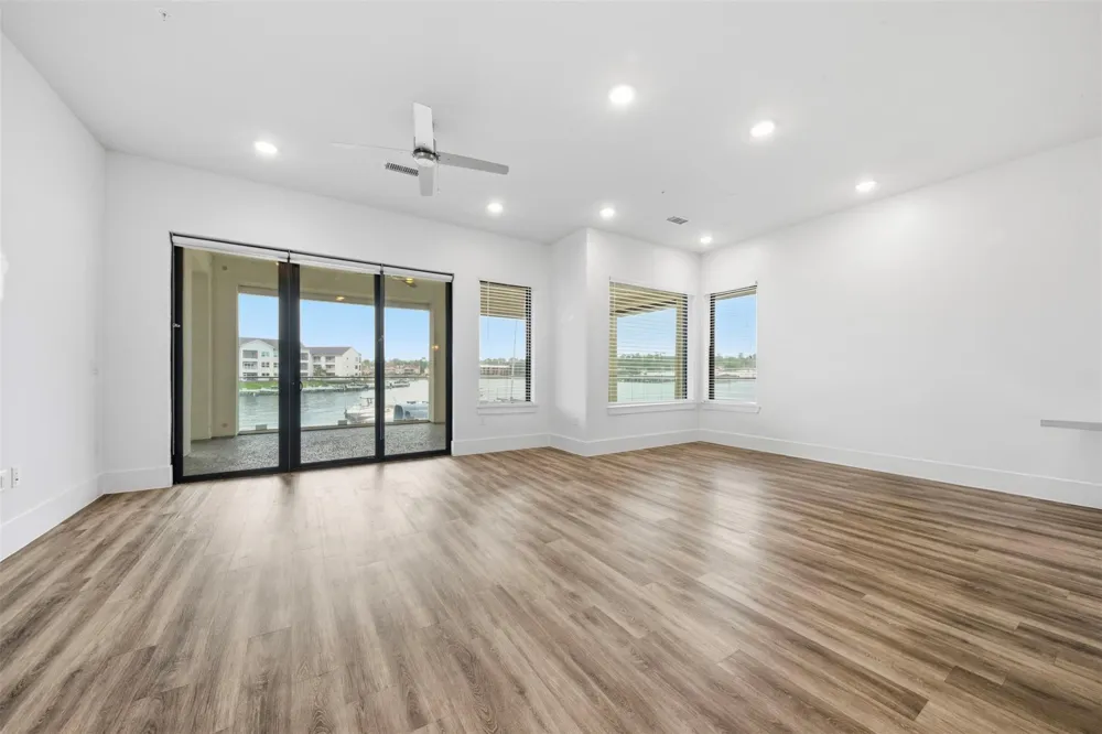 199 Waterpoint Court #106 Conroe, TX 77356