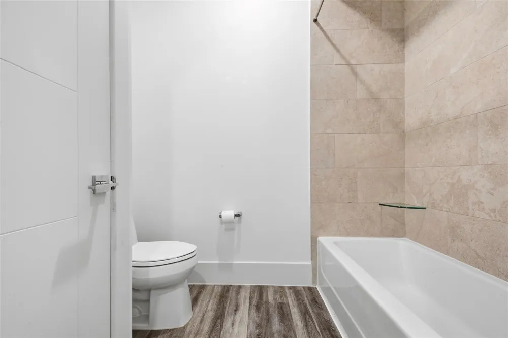 199 Waterpoint Court #106 Conroe, TX 77356