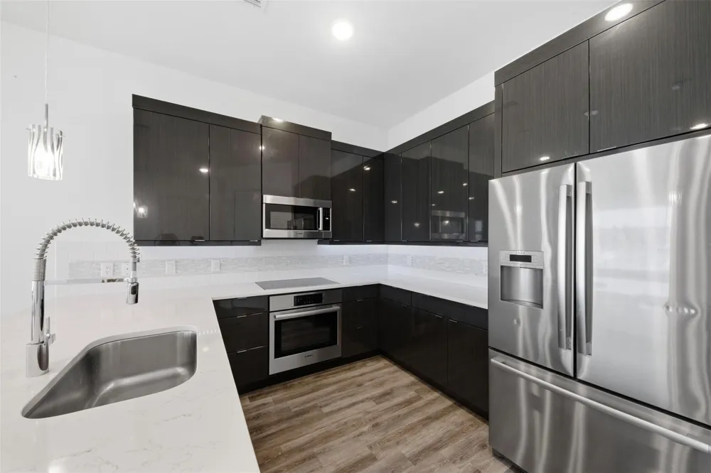 199 Waterpoint Court #106 Conroe, TX 77356