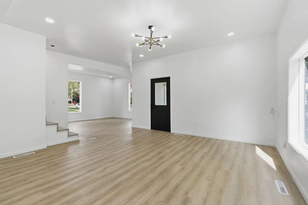 611 3rd Street NW Austin, MN 55912