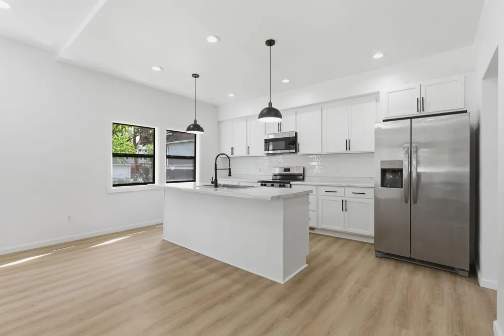 611 3rd Street NW Austin, MN 55912