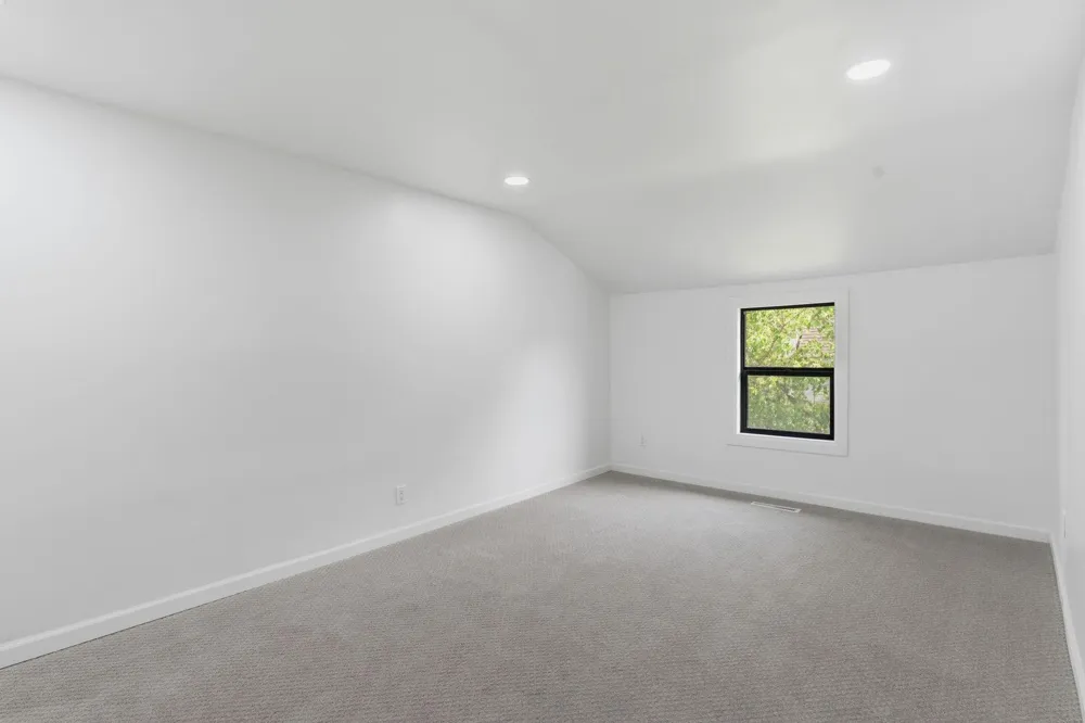 611 3rd Street NW Austin, MN 55912