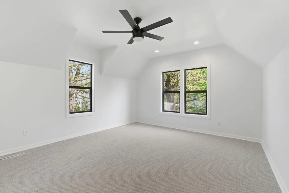 611 3rd Street NW Austin, MN 55912