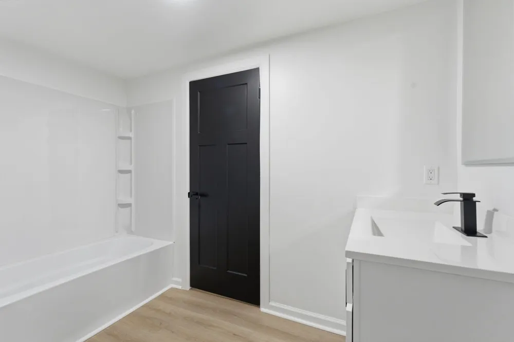 611 3rd Street NW Austin, MN 55912