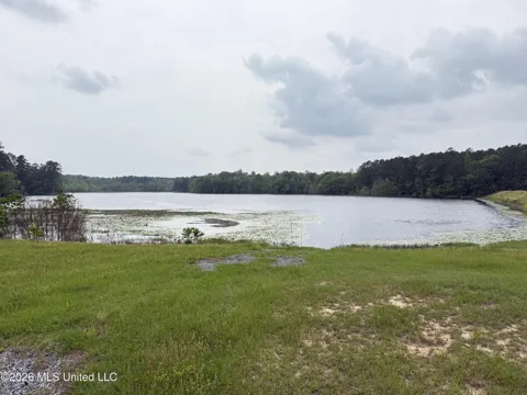 000 Furrs Mill Dr Ne Drive