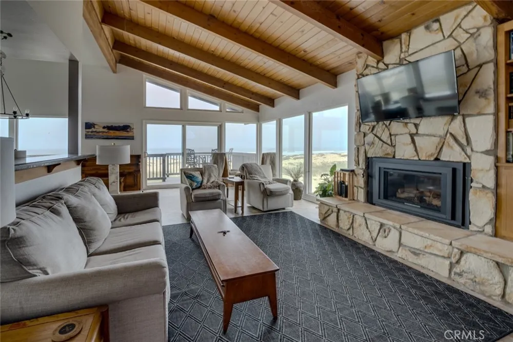 1612 Strand Oceano, CA 93445