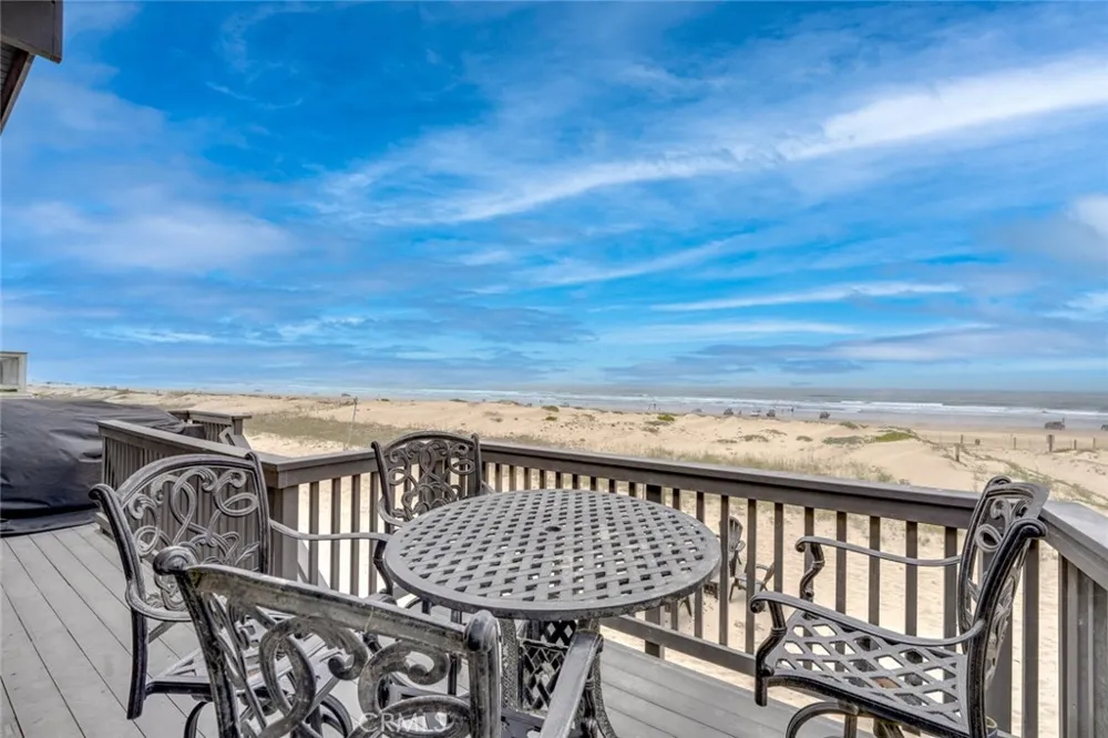 1612 Strand Oceano, CA 93445
