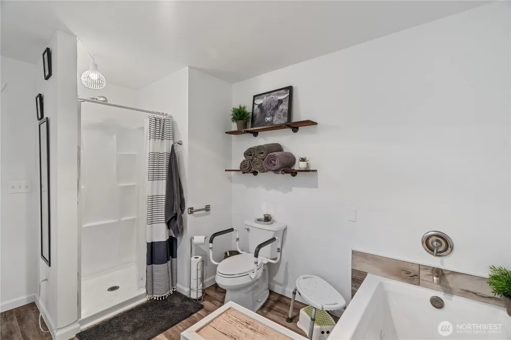230 Swiss Avenue Montesano, WA 98563