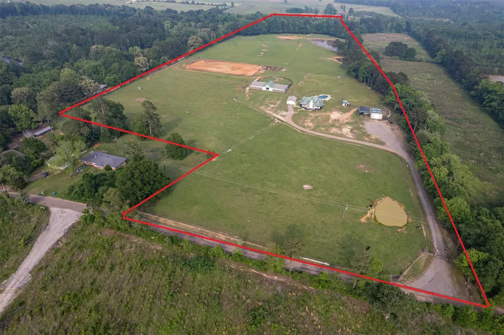 23241 County Road 2159 Troup, TX 75789
