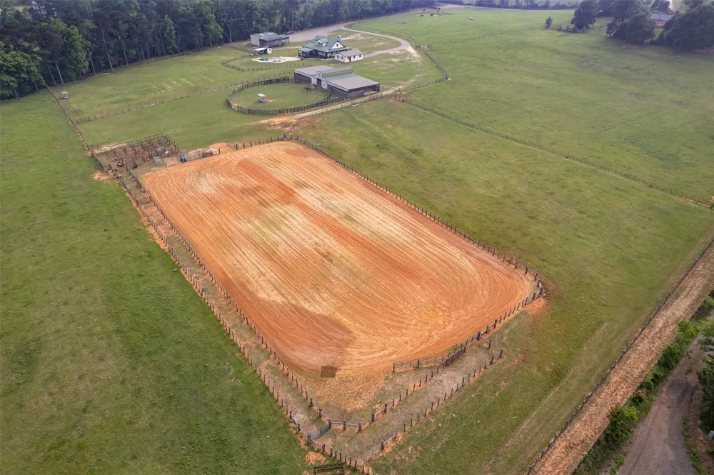 23241 County Road 2159 Troup, TX 75789