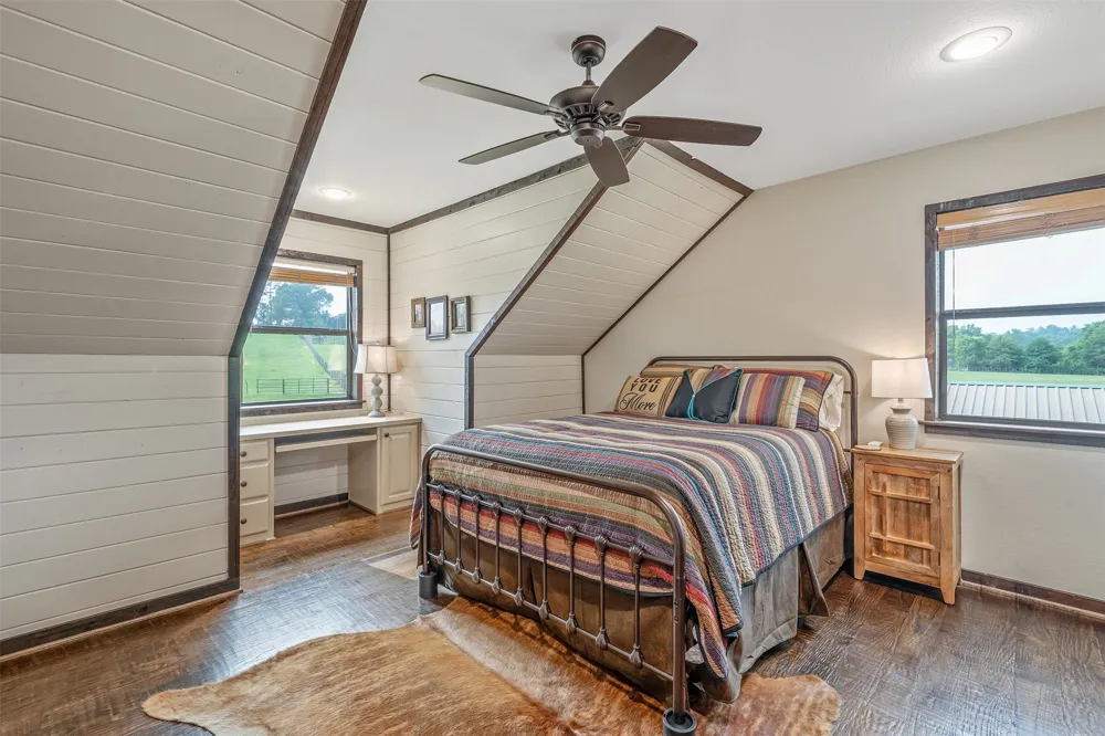 23241 County Road 2159 Troup, TX 75789