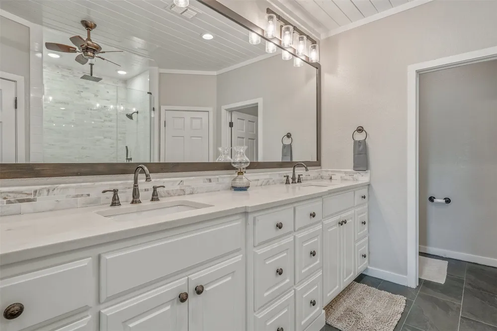 23241 County Road 2159 Troup, TX 75789