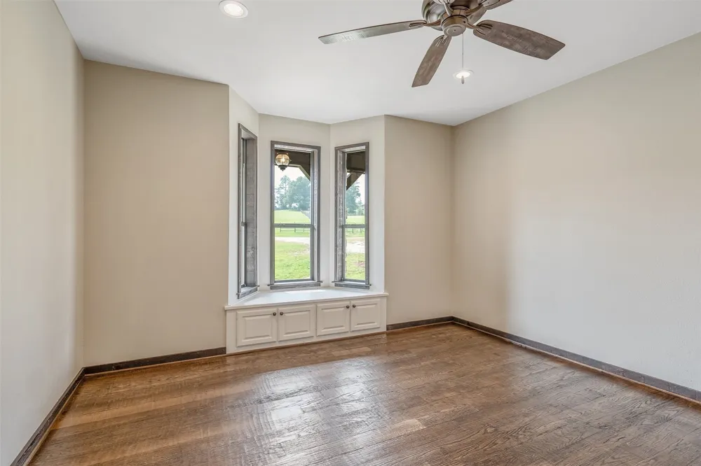 23241 County Road 2159 Troup, TX 75789