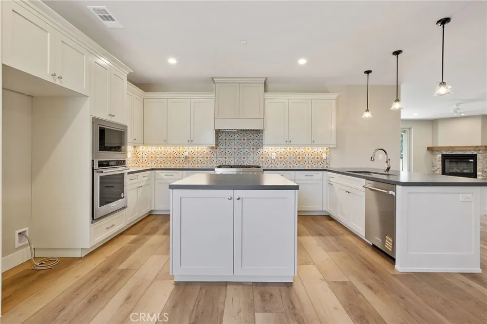 546 Little Exeter, CA 93221