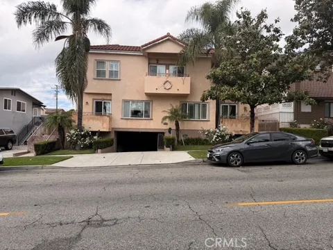 631 E Magnolia #103