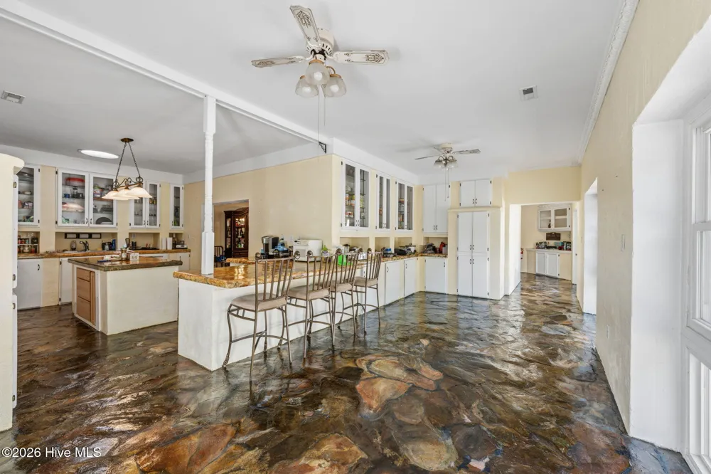 362 Lees Chapel Road Pollocksville, NC 28573