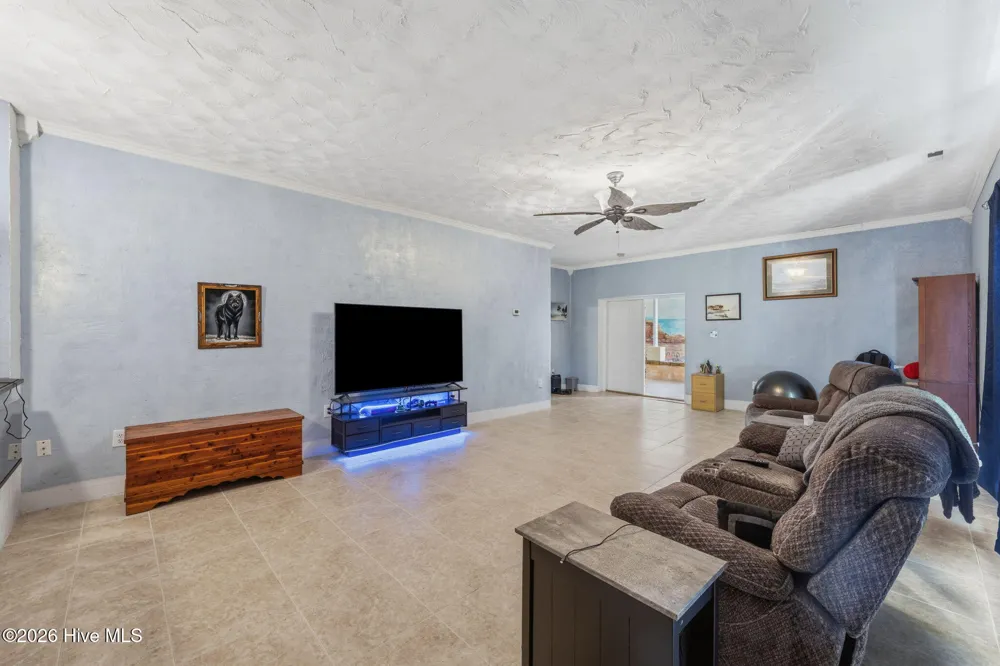 362 Lees Chapel Road Pollocksville, NC 28573