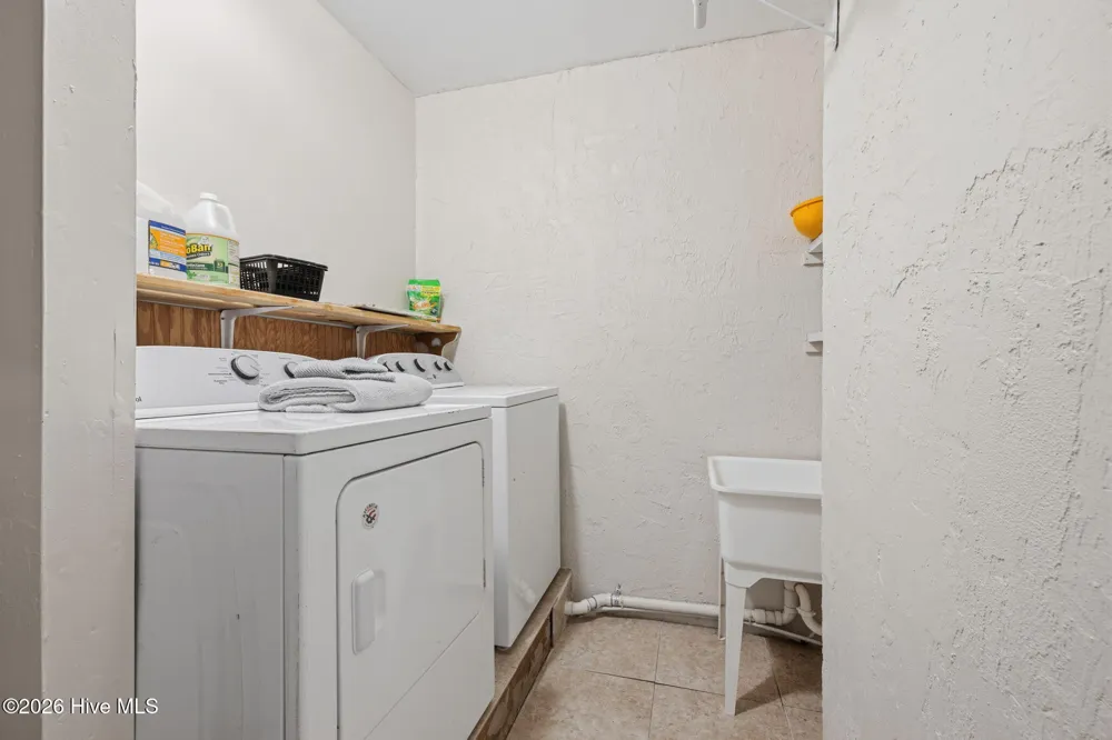 362 Lees Chapel Road Pollocksville, NC 28573