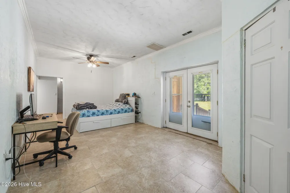 362 Lees Chapel Road Pollocksville, NC 28573