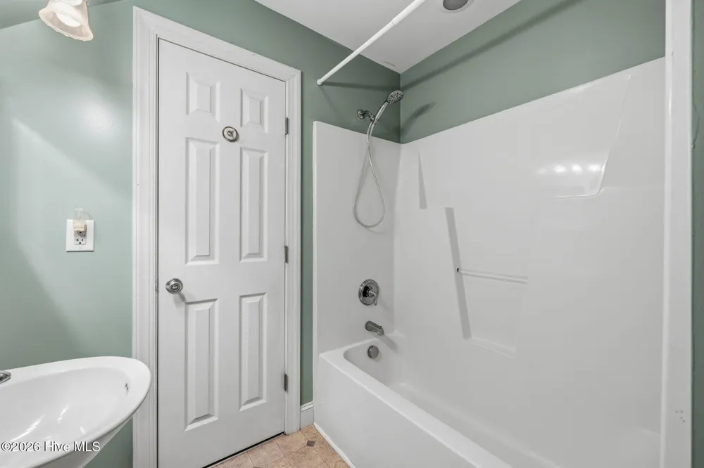 362 Lees Chapel Road Pollocksville, NC 28573