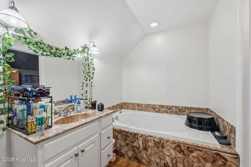 362 Lees Chapel Road Pollocksville, NC 28573