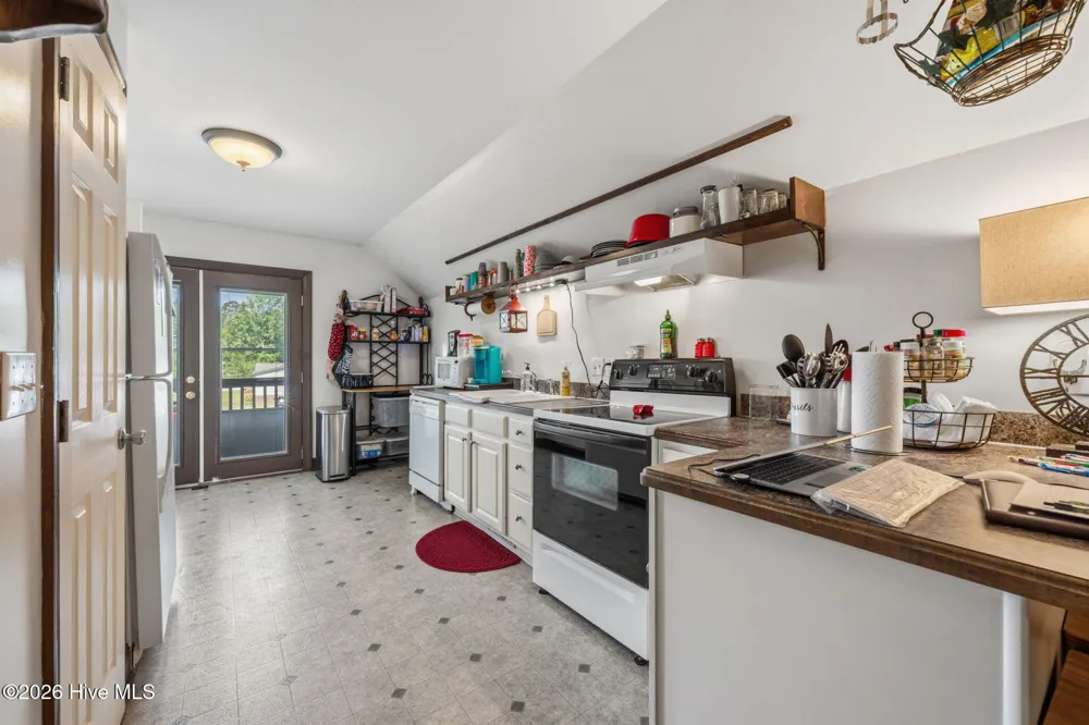 362 Lees Chapel Road Pollocksville, NC 28573
