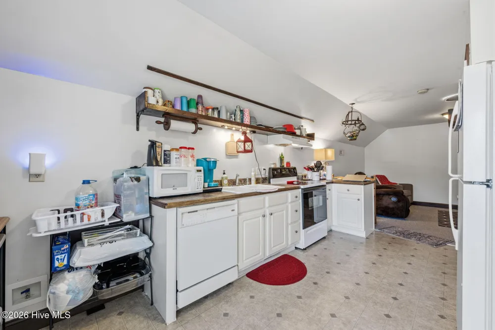 362 Lees Chapel Road Pollocksville, NC 28573