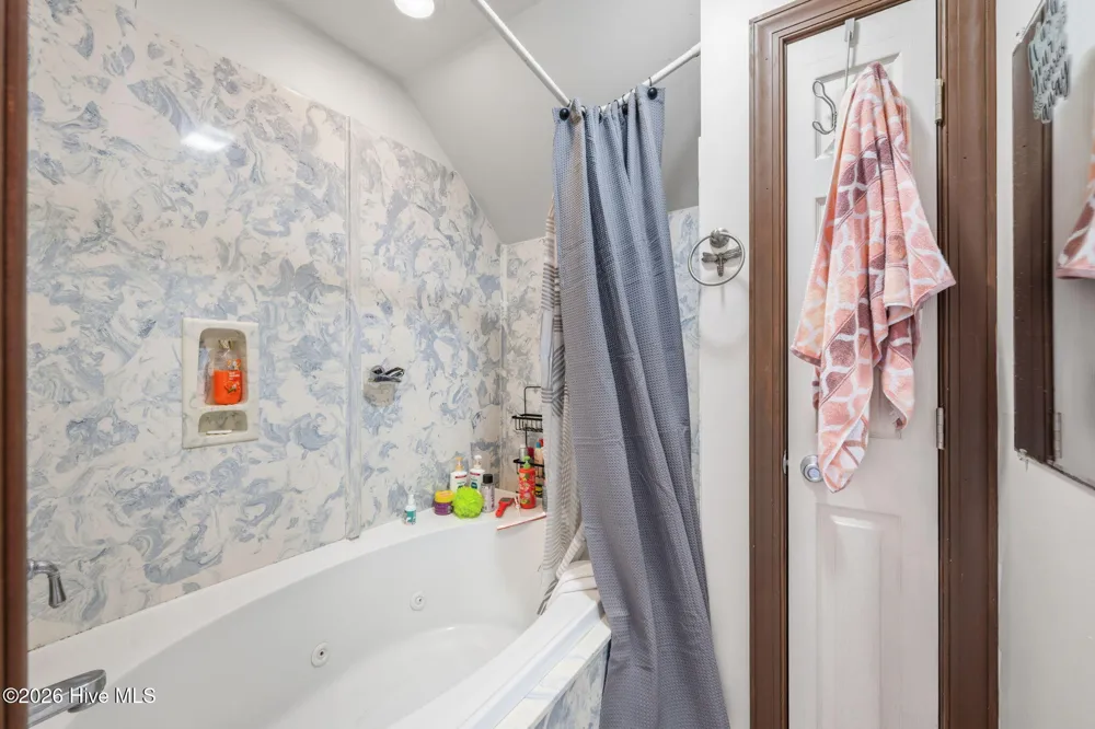 362 Lees Chapel Road Pollocksville, NC 28573