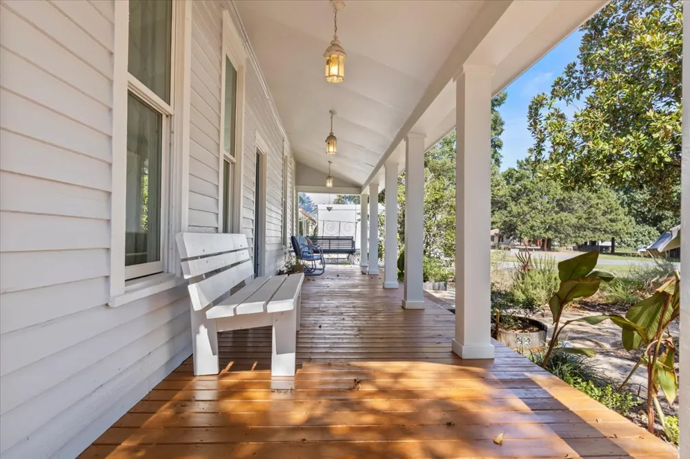 503 Wilkes Street Smithville, TX 78957