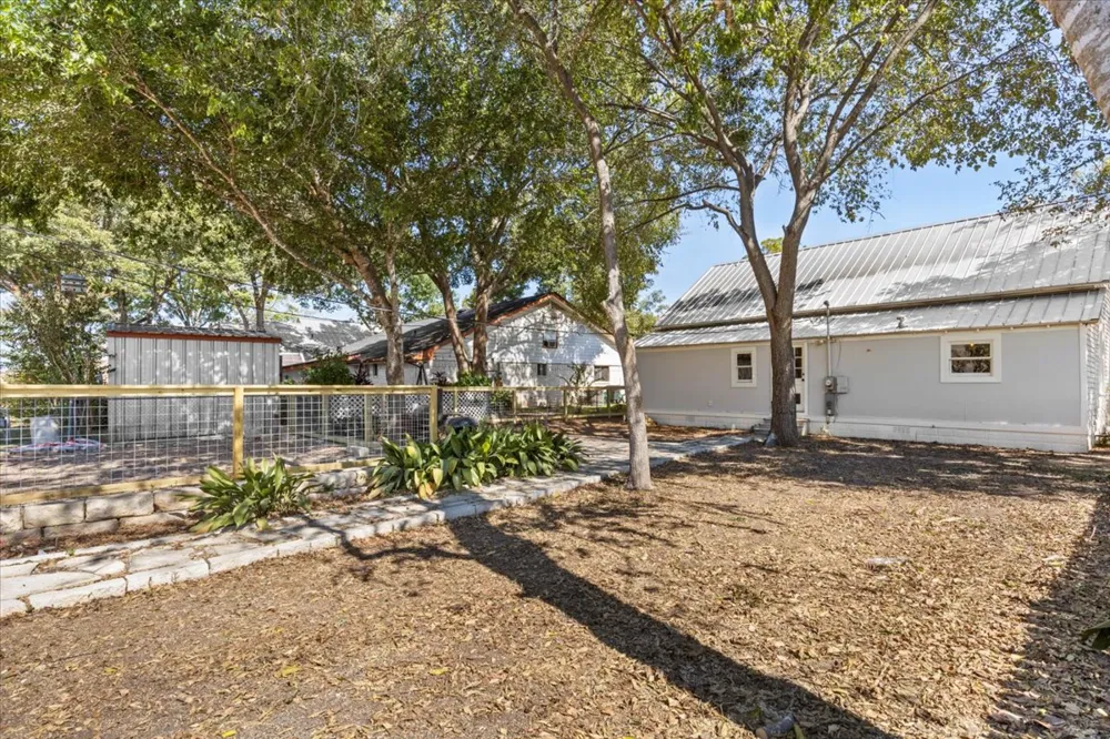 503 Wilkes Street Smithville, TX 78957