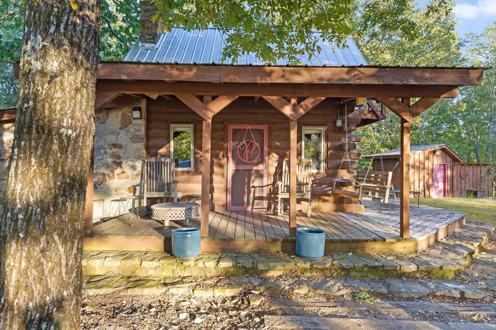 895 Hidden Brow Road Menlo, GA 30731