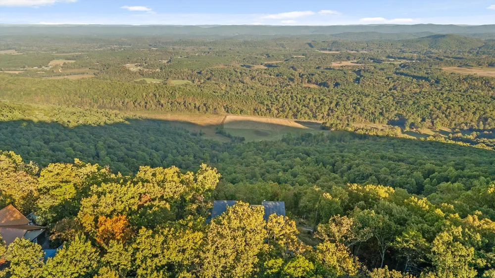 895 Hidden Brow Road Menlo, GA 30731