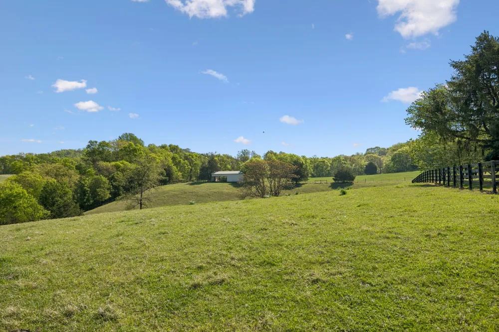 6666 Cross Keys Rd College Grove, TN 37046