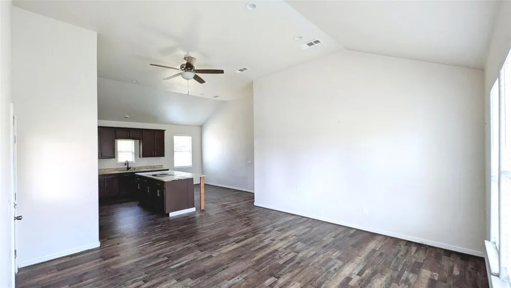 409 Giles Street Mineola, TX 75773