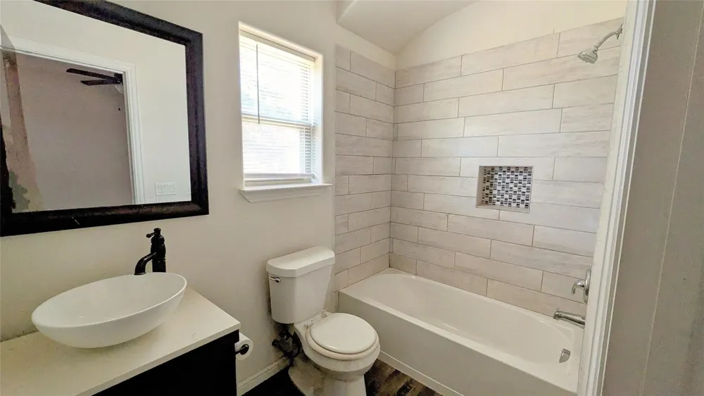 409 Giles Street Mineola, TX 75773
