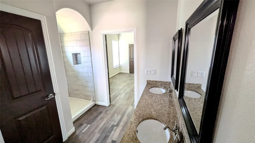 409 Giles Street Mineola, TX 75773