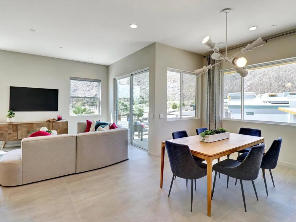 798 Obsidian Loop E Palm Springs, CA 92264