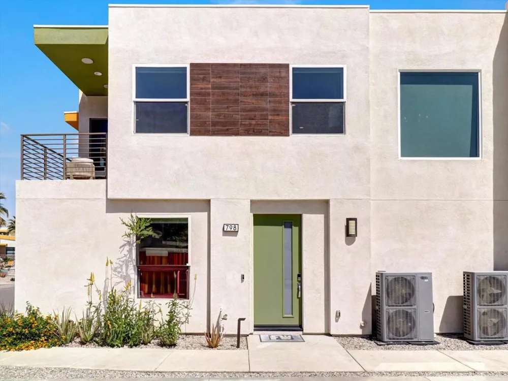 798 Obsidian Loop E Palm Springs, CA 92264