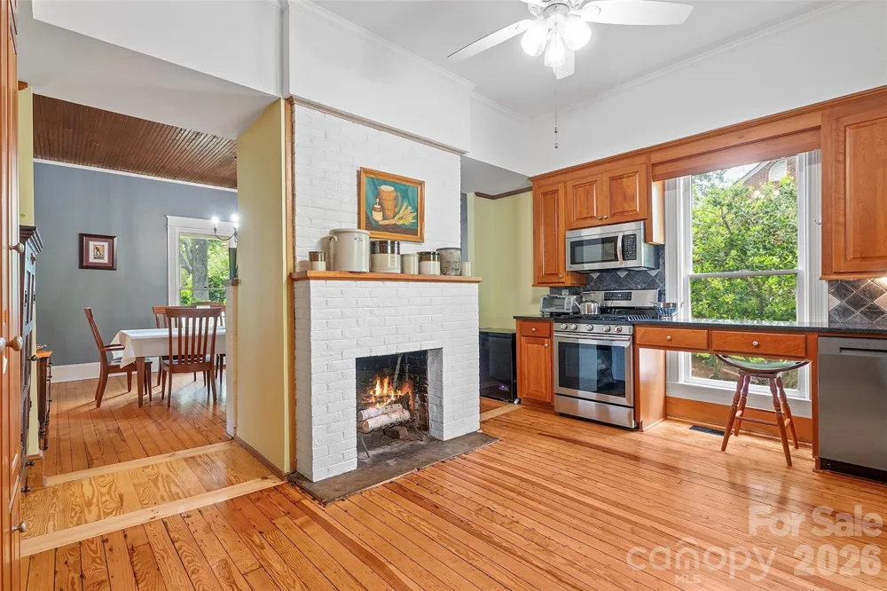 602 Main Street Davidson, NC 28036