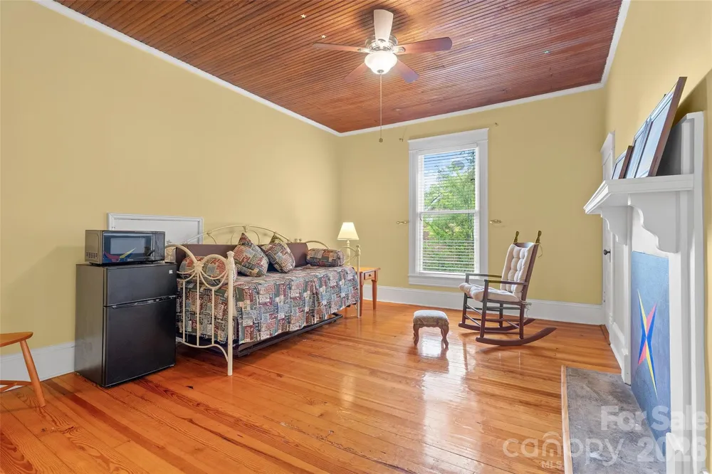602 Main Street Davidson, NC 28036