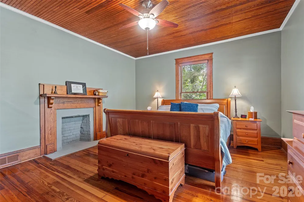 602 Main Street Davidson, NC 28036