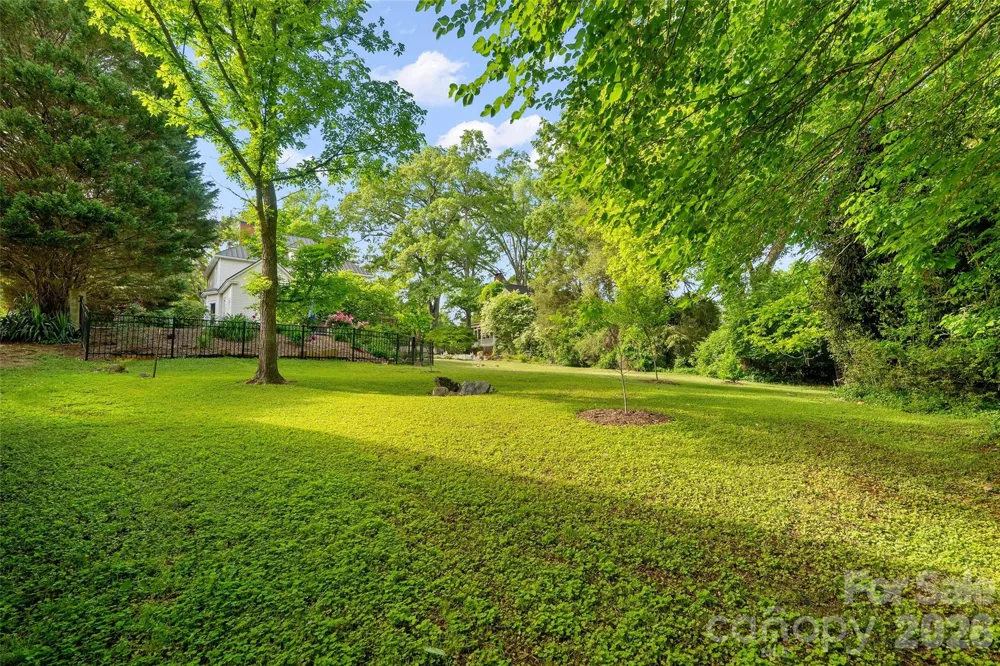 602 Main Street Davidson, NC 28036