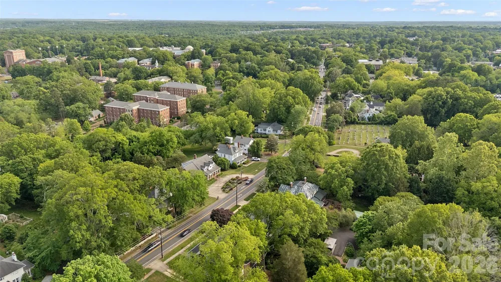 602 Main Street Davidson, NC 28036