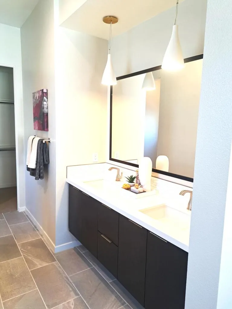 730 Obsidian Loop E Palm Springs, CA 92264