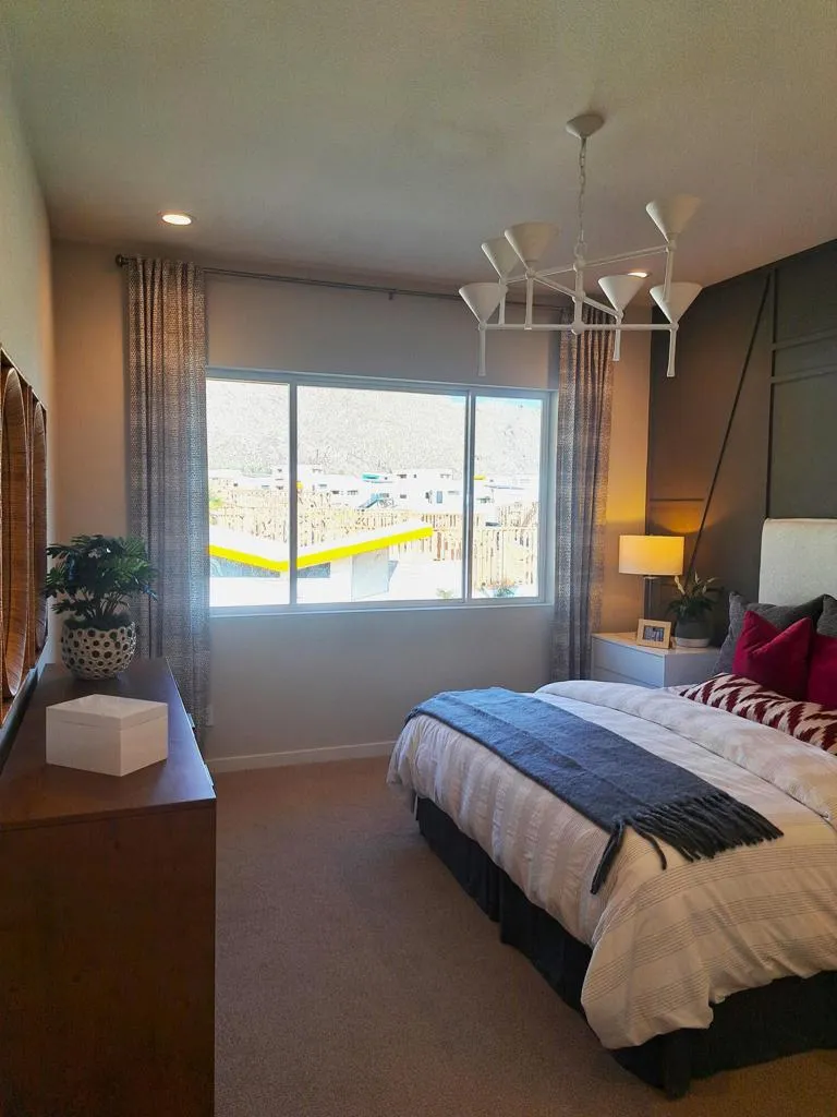 730 Obsidian Loop E Palm Springs, CA 92264