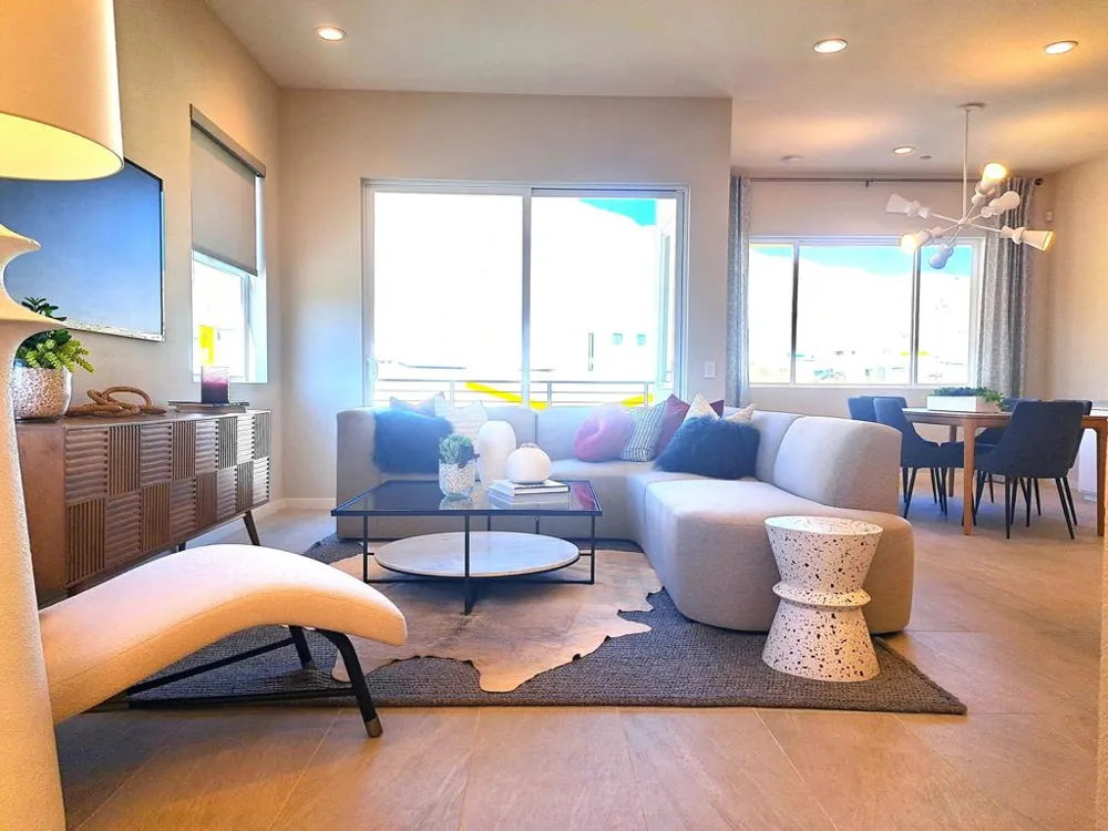 730 Obsidian Loop E Palm Springs, CA 92264