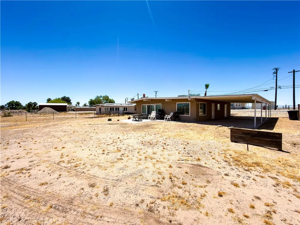 1526 Riviera Dr. Blythe, CA 92225